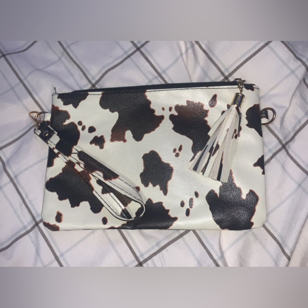 Cow print makeup bag, Never been used. - Picture 6 of 8